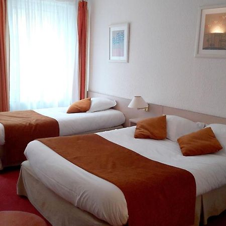 Logis Le Cheval Rouge Hotel Sainte-Menehould Ngoại thất bức ảnh